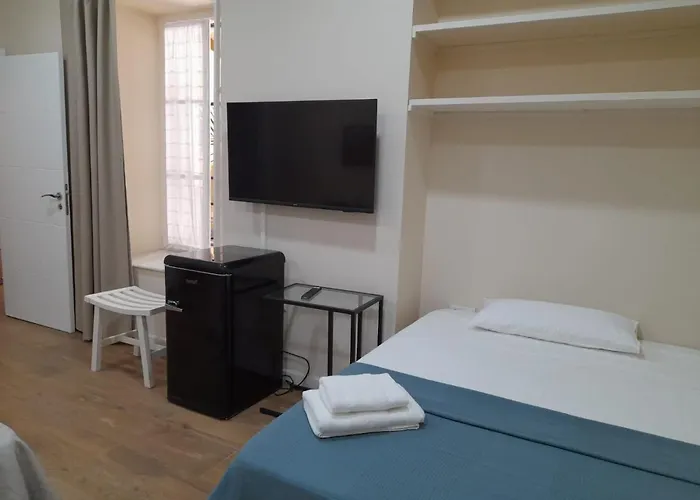 Casa Del Anticuario Apartments